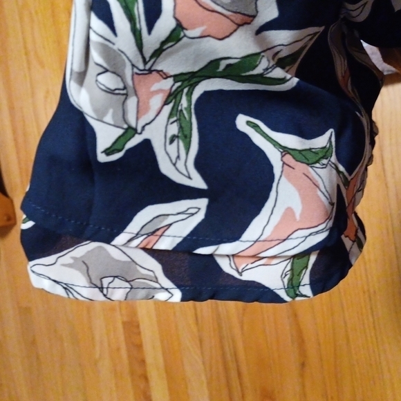 JOA Los Angeles blouse Size L Beautiful garment! - Picture 10 of 12